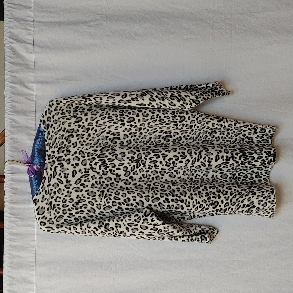 Spring+Mercer Animal Print Sweater - Picture 2 of 8